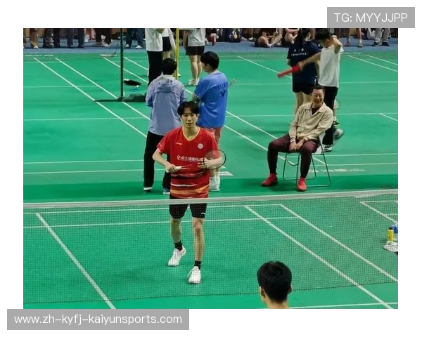 羽毛球怎么并列